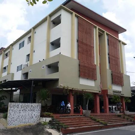 Tongprasit Place